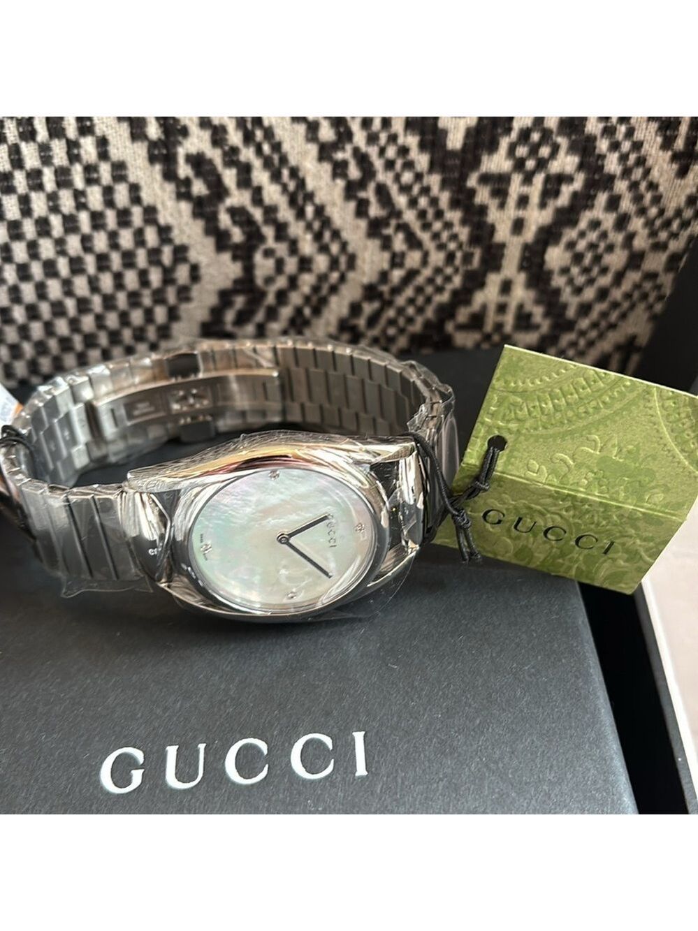 NEW in Box GUCCI Quiet Luxury Crystal Mother-of-Pearl Watch w Authenticity Cert. - Picture 6 of 12